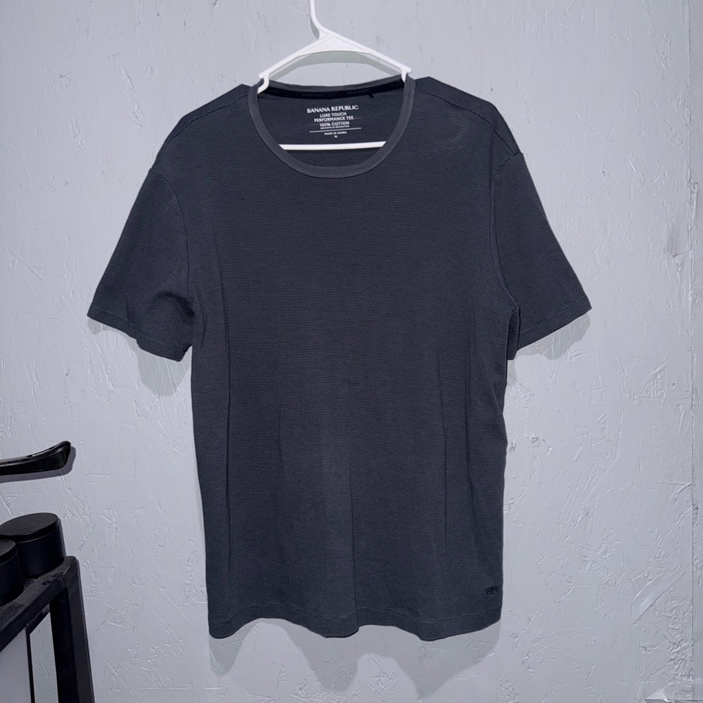Banana Republic Dark Gray Short Sleeve Tee